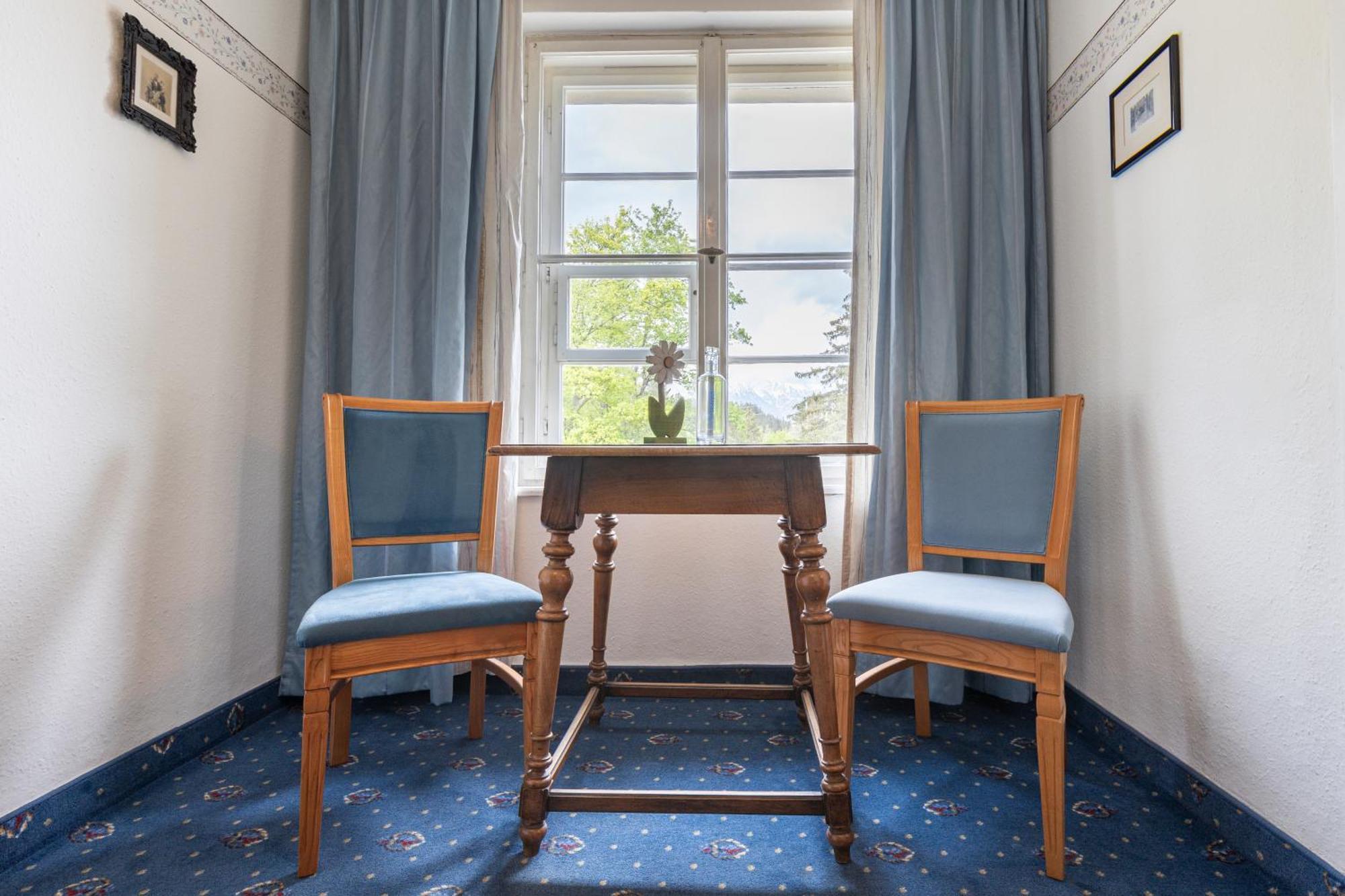 Hotel Restaurant Gruenwalderhof Patsch Exteriör bild